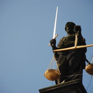 Derecho Familiar en Cabo San Lucas: Guía Completa sobre Pensiones Alimenticias | Derecho Familiar y Protección Legal en Baja California Sur