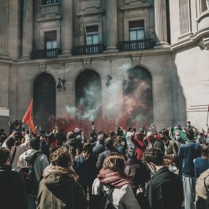 riot-6129239_960_720.jpg Activismo Verde: Iniciativas Ciudadanas por un Cabo San Lucas Sostenible | Liderazgo Ciudadano y Transformación en Baja California Sur