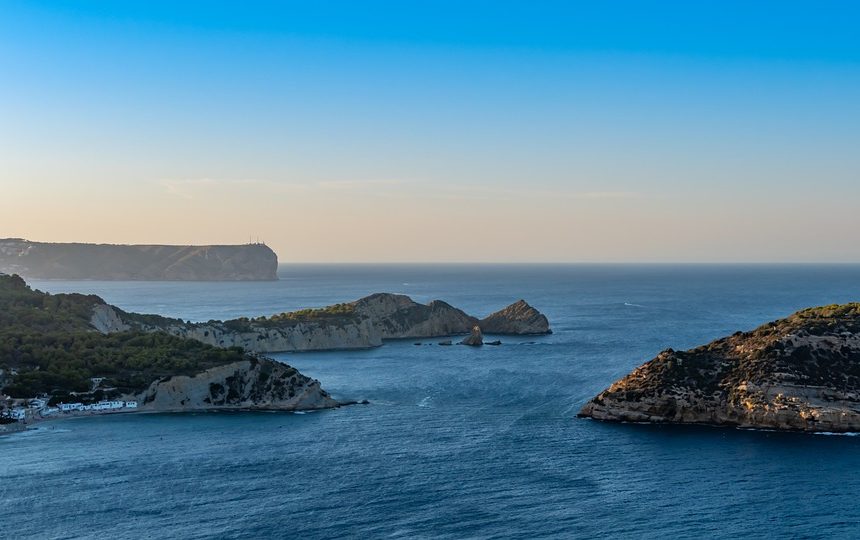 Cabo San Lucas a través de la lente: Fotógrafos que transforman tu experiencia | Fotografía Profesional y Momentos Especiales en Baja California Sur