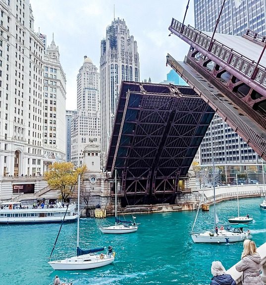 chicago-4678595_960_720.jpg Unidos por Cabo: Proyectos Comunitarios que Inspiran | Liderazgo Ciudadano y Transformación en Baja California Sur