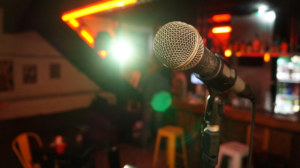 microphone-3989883_960_720.jpg Voces de la Comunidad: Cómo el Liderazgo Inclusivo Transforma Cabo San Lucas | Liderazgo Ciudadano y Transformación en Baja California Sur