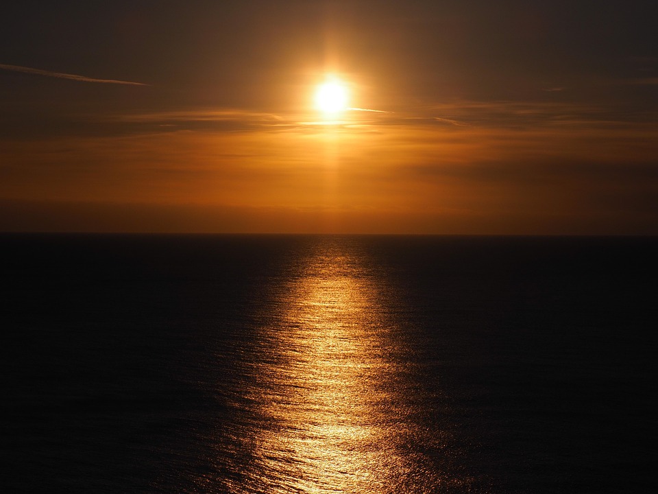 sunset-4442518_960_720.jpg Cabo San Lucas y su Revolución Ciudadana: Un Camino hacia el Progreso | Liderazgo Ciudadano y Transformación en Baja California Sur