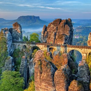 bastei-3014467_960_720.jpg Formación de Especialistas en Inteligencia Criminal: Impacto en la Seguridad en Cabo San Lucas | Seguridad en Baja California Sur