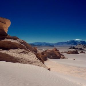 Más allá del Posado: Cómo Capturar la Acción en Cabo San Lucas | Fotografía Profesional y Momentos Especiales en Baja California Sur