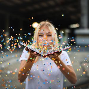 happy-holidays-6318447_960_720.jpg Destellos de Luz: Un Vistazo a la Fotografía Profesional en Cabo San Lucas | Fotografía Profesional y Momentos Especiales en Baja California Sur