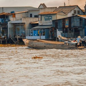 river-4171091_960_720.jpg Claro, aquí tienes 10 títulos en español sobre prevención de delitos en eventos, específicos para Cabo San Lucas, Baja California Sur: | Seguridad en Baja California Sur