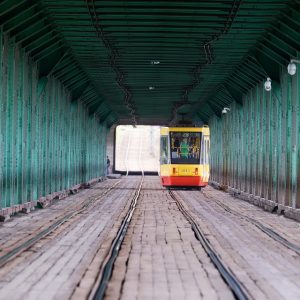 tram-8306088_960_720.jpg Perspectivas Únicas: Fotografía Profesional en los Encantos de Cabo San Lucas | Fotografía Profesional y Momentos Especiales en Baja California Sur
