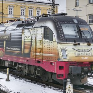 train-3957645_960_720.jpg Estos títulos están diseñados para ser atractivos e informativos, capturando el interés de los propietarios de negocios y la comunidad en general. | Seguridad en Baja California Sur