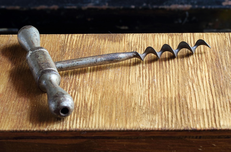 vintage-cork-screw-8004629_960_720.jpg Implementando Protocolos de Seguridad Preventiva en Cabo San Lucas: Casos de Éxito | Seguridad en Baja California Sur